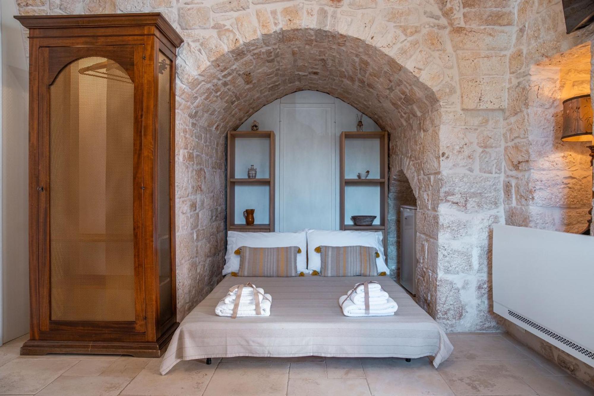 Le Casette In Gravina Luxury Villa Castelli Eksteriør billede